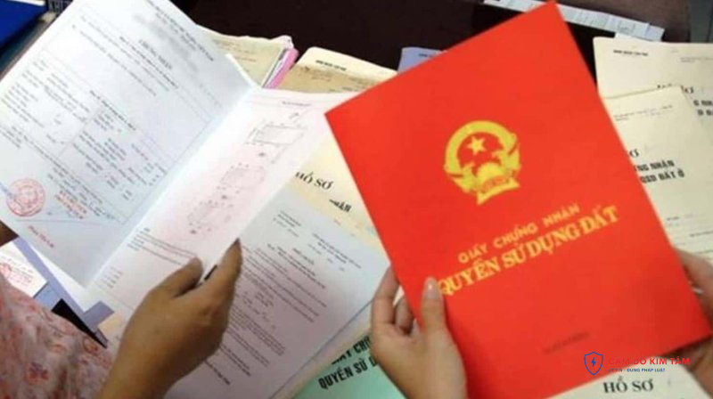 Hướng dẫn cách cầm sổ hồng an toàn và hiệu quả