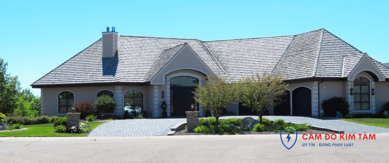 Cầm bất động sản đang vay ngân hàng: Những điều cần biết và lưu ý