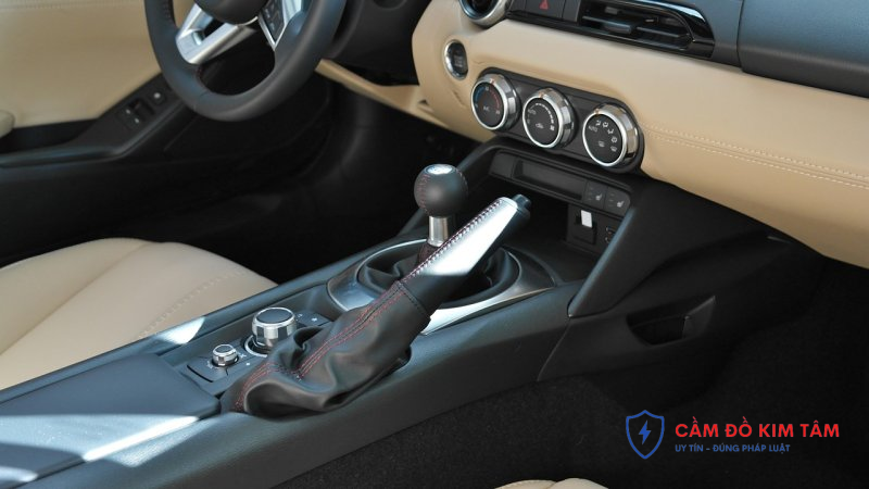 Cầm cavet xe ô tô tại Bình Dương: Những điều cần biết và quy trình thực hiện Cầm cavet xe ô tô tại Bình Dương: Những điều cần biết và quy trình thực hiện