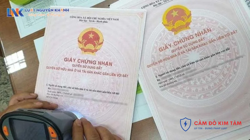 Cầm sổ đỏ với lãi suất thấp: Lựa chọn tài chính thông minh cho gia đình