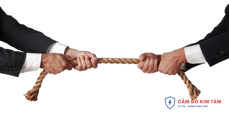 Cạnh tranh trong ngành cầm đồ: Thực trạng và giải pháp hiệu quả