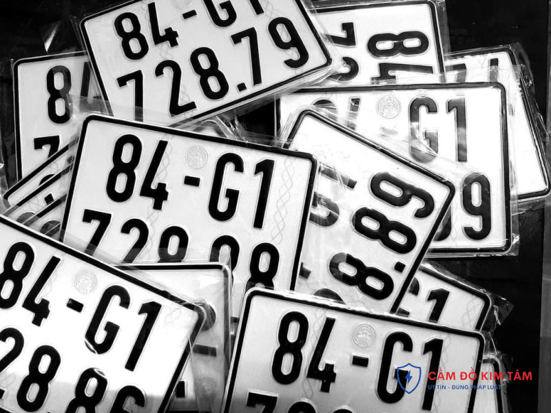 Giấy tờ xe không chính chủ có cầm được không? Những điều cần biết