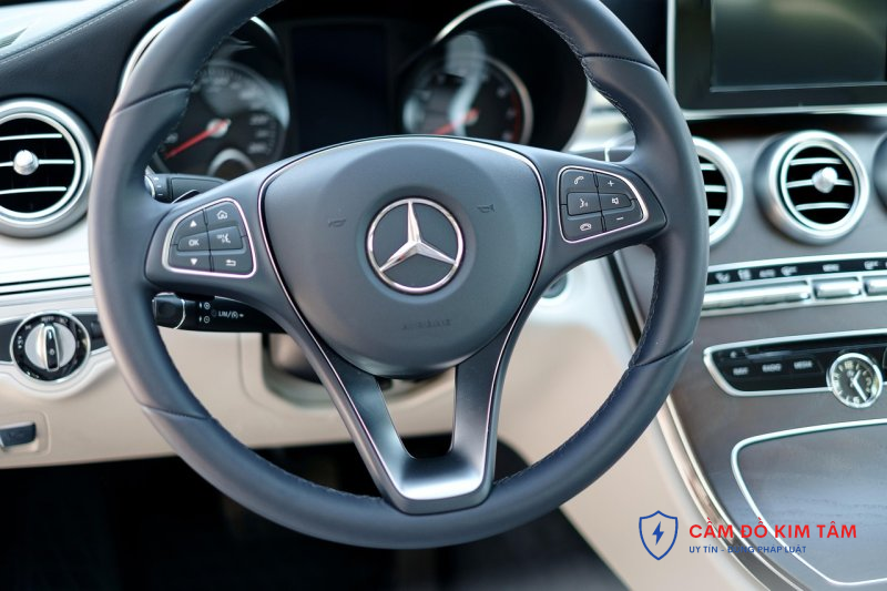 Hướng dẫn cầm cavet xe ô tô tại Phú Thọ an toàn và hiệu quả