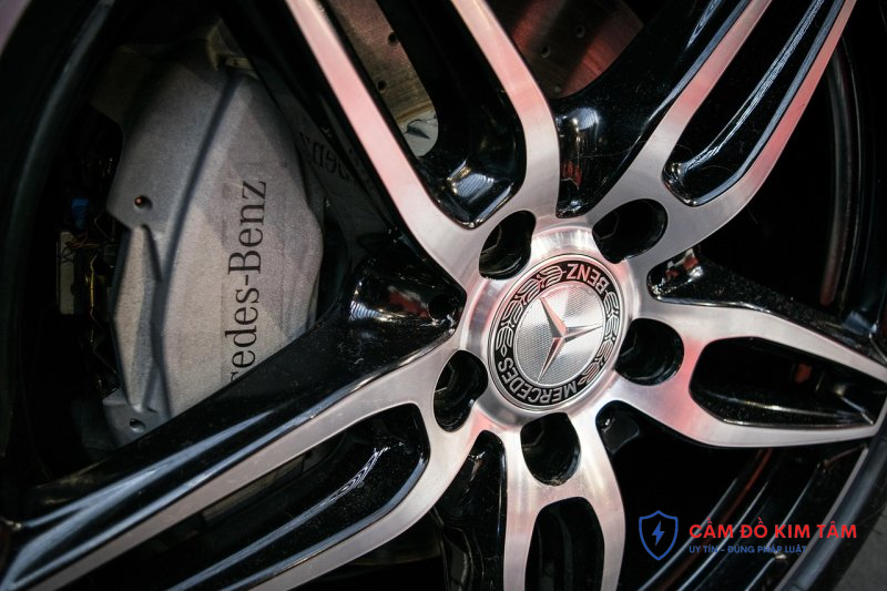 Hướng dẫn cầm giấy tờ xe ô tô tại Bình Phước một cách hợp pháp và an toàn Hướng dẫn cầm giấy tờ xe ô tô tại Bình Phước một cách hợp pháp và an toàn