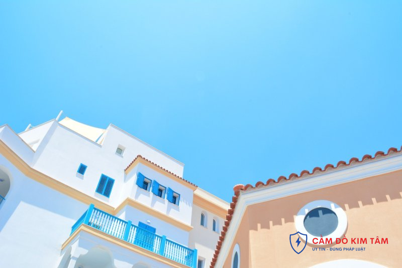 Hướng dẫn cầm sổ hồng chung cư chính chủ hiệu quả và an toàn