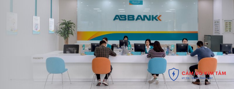 So sánh lãi suất cầm đồ trực tuyến hiện nay và những điều cần biết